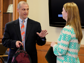 Student talking with an entrepreneur